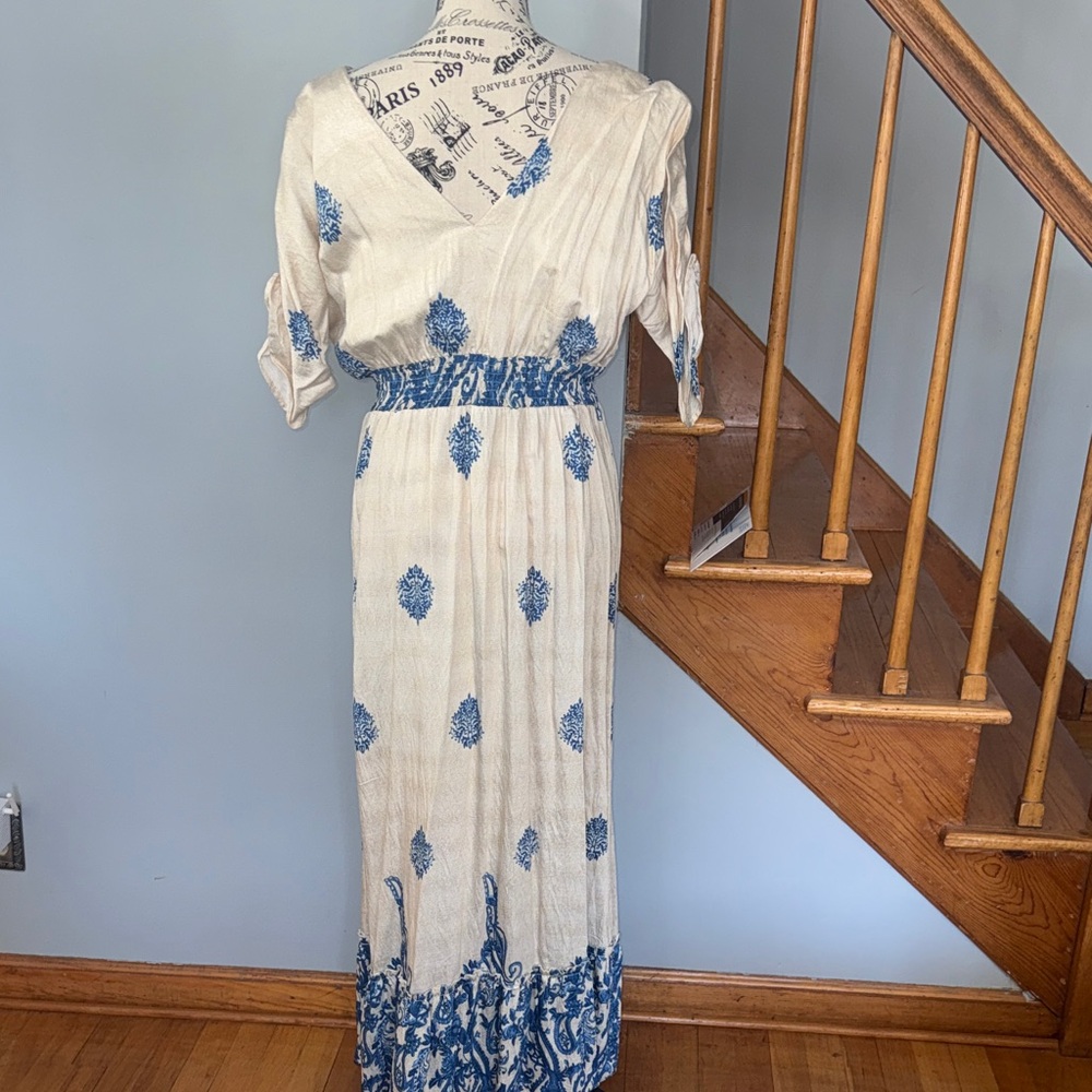Blue and Cream Maxi Women's Dress - Picture 6 of 9